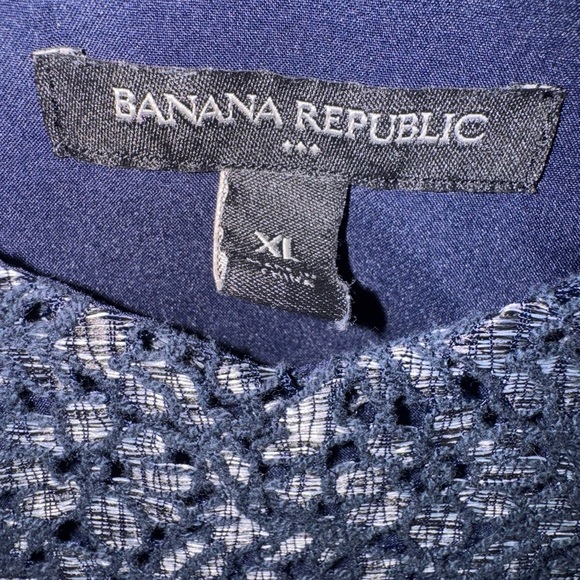 Banana Republic blue and gold metallic floral Patterned Camisole - Picture 2 of 7